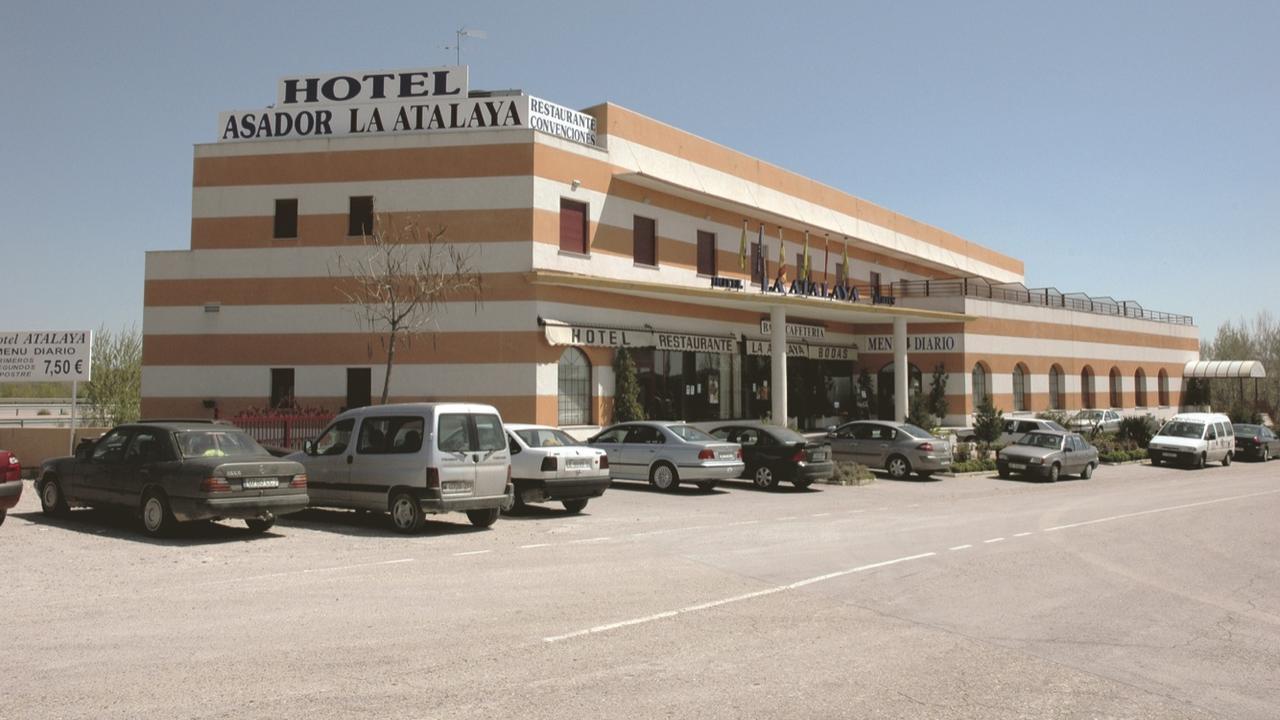 Hotel La Atalaya Fuentiduena de Tajo エクステリア 写真