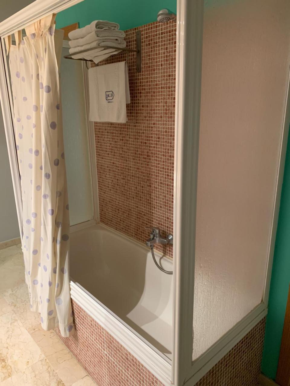 Hotel La Atalaya Fuentiduena de Tajo エクステリア 写真