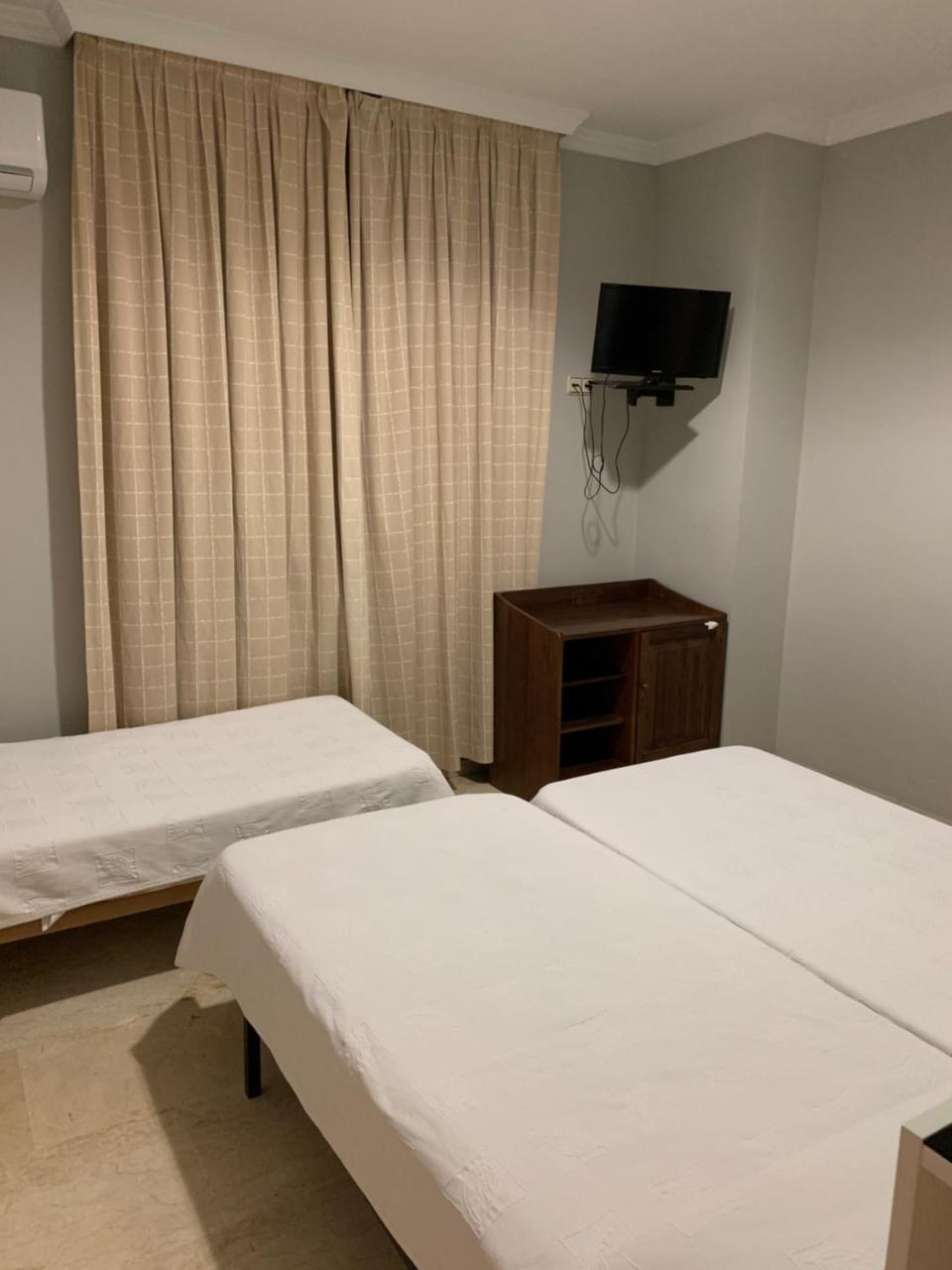 Hotel La Atalaya Fuentiduena de Tajo エクステリア 写真